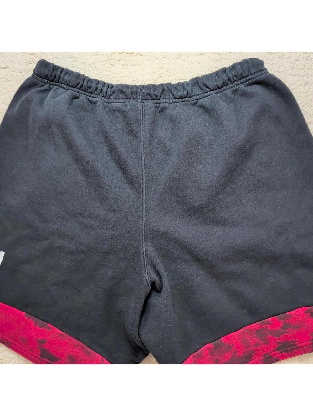 Jordan Sweat Shorts Men’s XL Black Red DD5221-010 Athletic Casual Streetwear - Picture 9 of 11